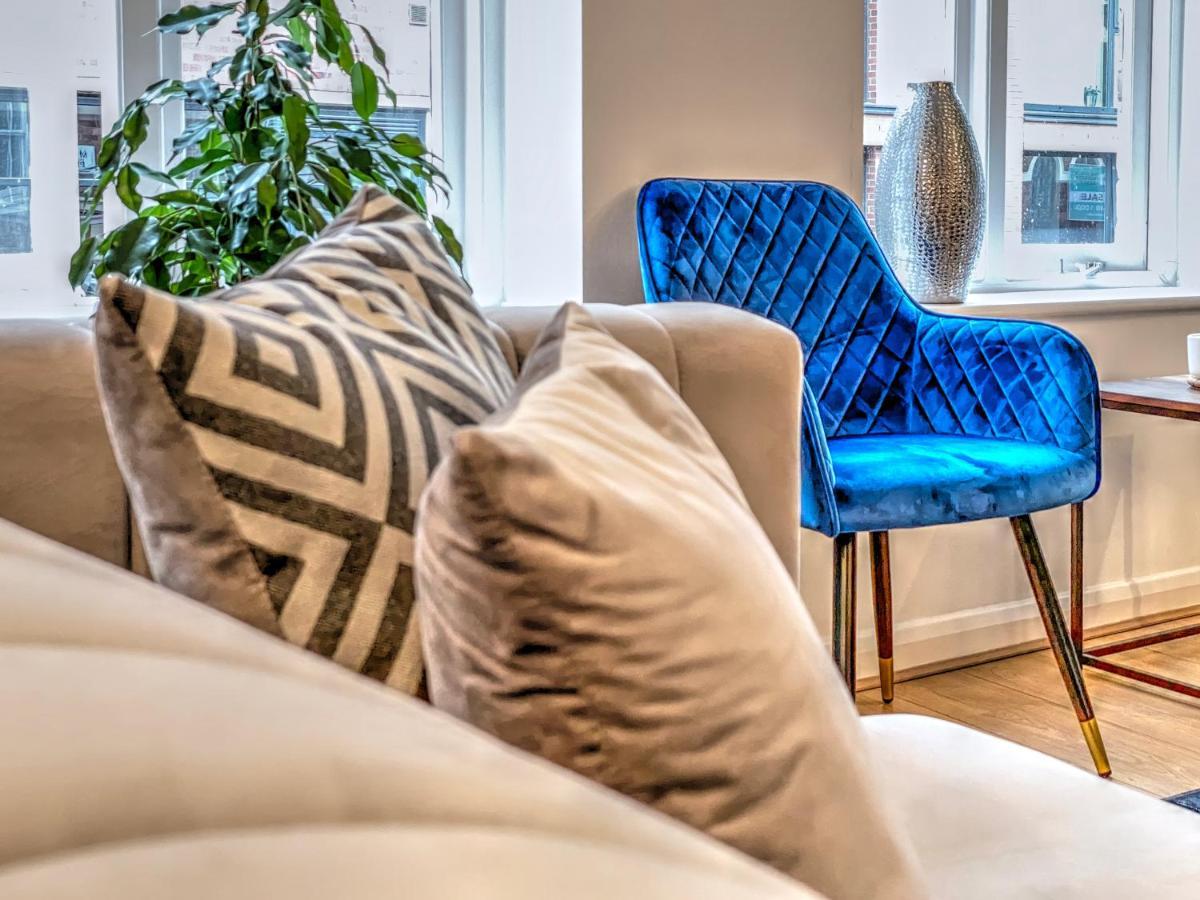 City Centre, 2 Bedroom, Secured Parking, 3 King Bed, Wifi Sleep 6 Guest Comfortable On Three King Size Beds, Jewellery Quarter , Birmingham City Centre , Allocated Secured Parking エクステリア 写真