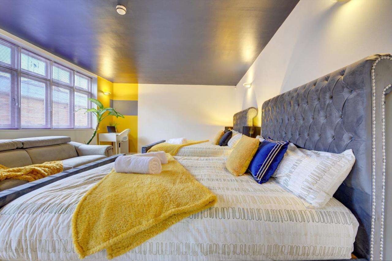 City Centre, 2 Bedroom, Secured Parking, 3 King Bed, Wifi Sleep 6 Guest Comfortable On Three King Size Beds, Jewellery Quarter , Birmingham City Centre , Allocated Secured Parking エクステリア 写真