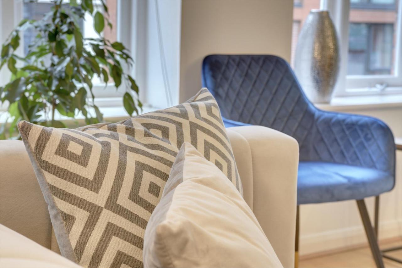 City Centre, 2 Bedroom, Secured Parking, 3 King Bed, Wifi Sleep 6 Guest Comfortable On Three King Size Beds, Jewellery Quarter , Birmingham City Centre , Allocated Secured Parking エクステリア 写真