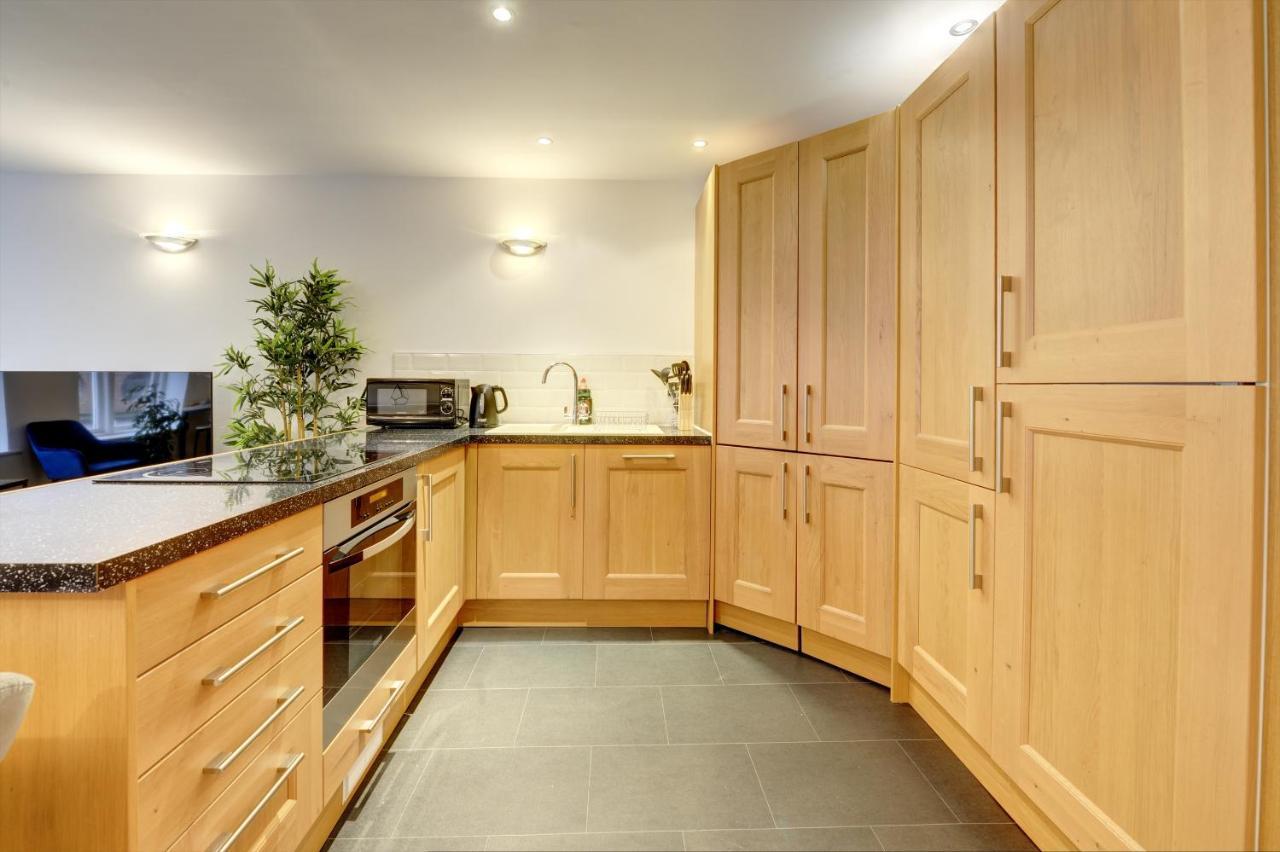City Centre, 2 Bedroom, Secured Parking, 3 King Bed, Wifi Sleep 6 Guest Comfortable On Three King Size Beds, Jewellery Quarter , Birmingham City Centre , Allocated Secured Parking エクステリア 写真
