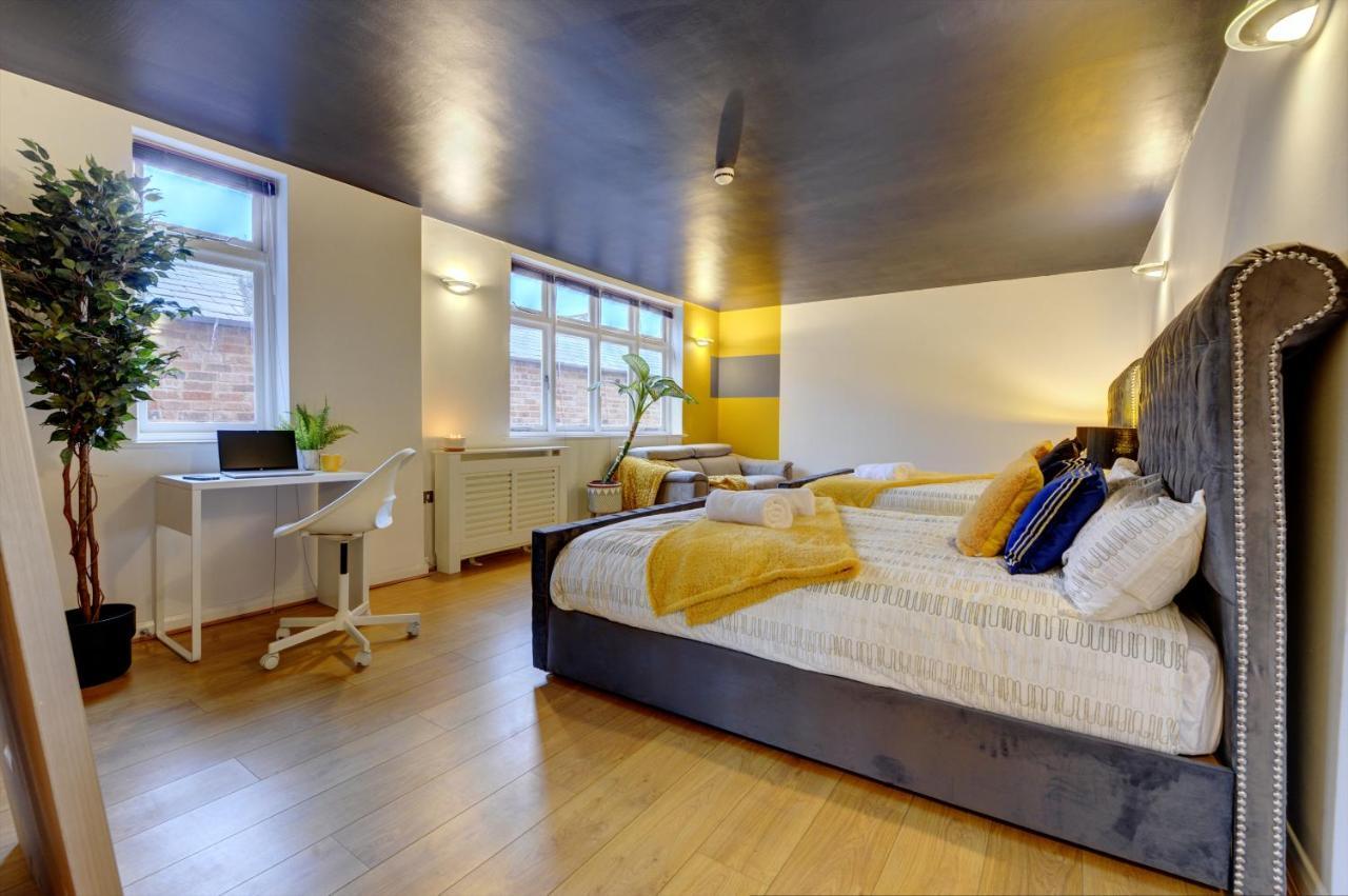 City Centre, 2 Bedroom, Secured Parking, 3 King Bed, Wifi Sleep 6 Guest Comfortable On Three King Size Beds, Jewellery Quarter , Birmingham City Centre , Allocated Secured Parking エクステリア 写真
