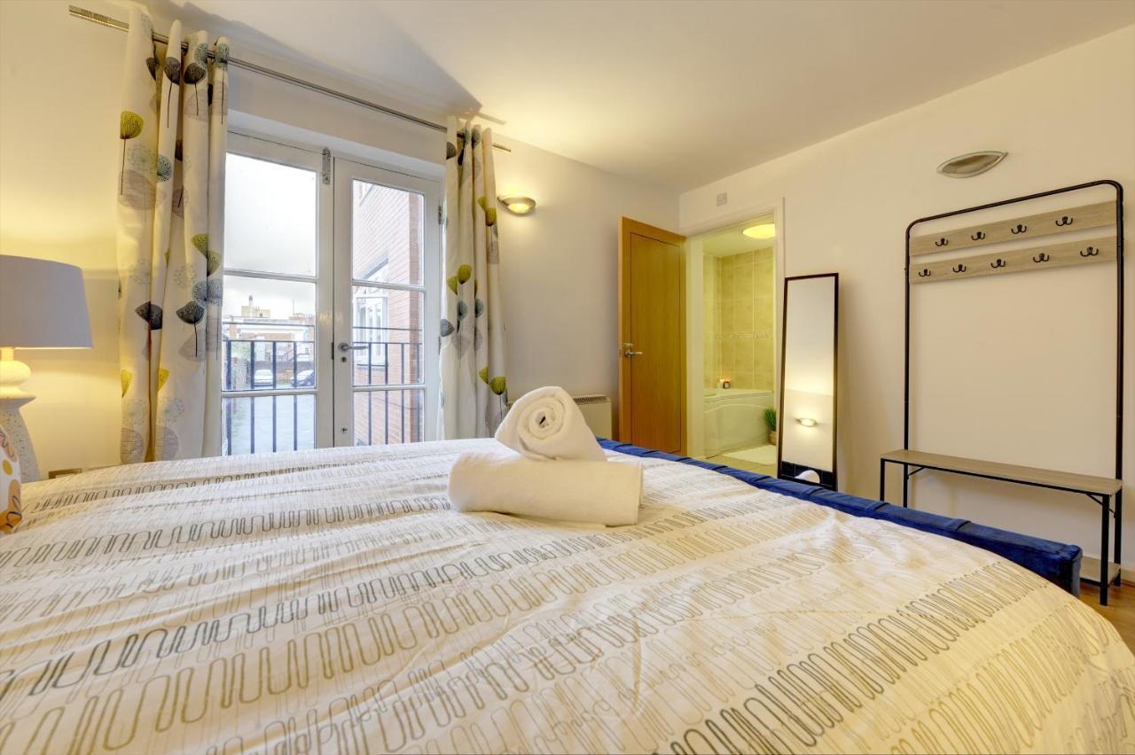 City Centre, 2 Bedroom, Secured Parking, 3 King Bed, Wifi Sleep 6 Guest Comfortable On Three King Size Beds, Jewellery Quarter , Birmingham City Centre , Allocated Secured Parking エクステリア 写真