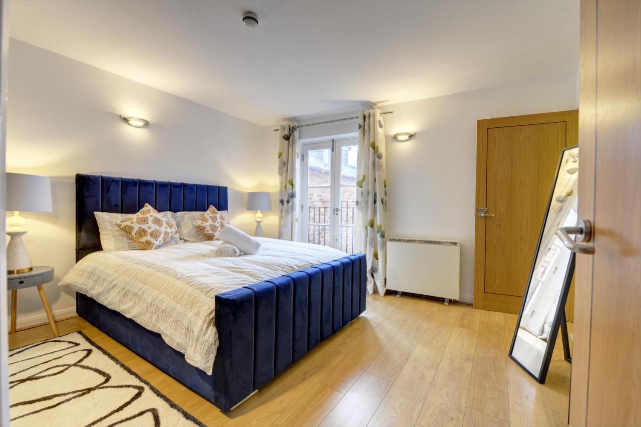 City Centre, 2 Bedroom, Secured Parking, 3 King Bed, Wifi Sleep 6 Guest Comfortable On Three King Size Beds, Jewellery Quarter , Birmingham City Centre , Allocated Secured Parking エクステリア 写真