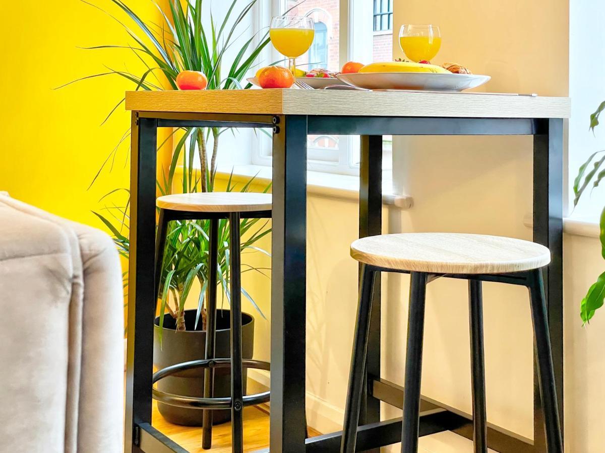 City Centre, 2 Bedroom, Secured Parking, 3 King Bed, Wifi Sleep 6 Guest Comfortable On Three King Size Beds, Jewellery Quarter , Birmingham City Centre , Allocated Secured Parking エクステリア 写真