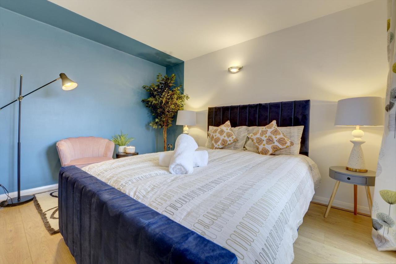 City Centre, 2 Bedroom, Secured Parking, 3 King Bed, Wifi Sleep 6 Guest Comfortable On Three King Size Beds, Jewellery Quarter , Birmingham City Centre , Allocated Secured Parking エクステリア 写真