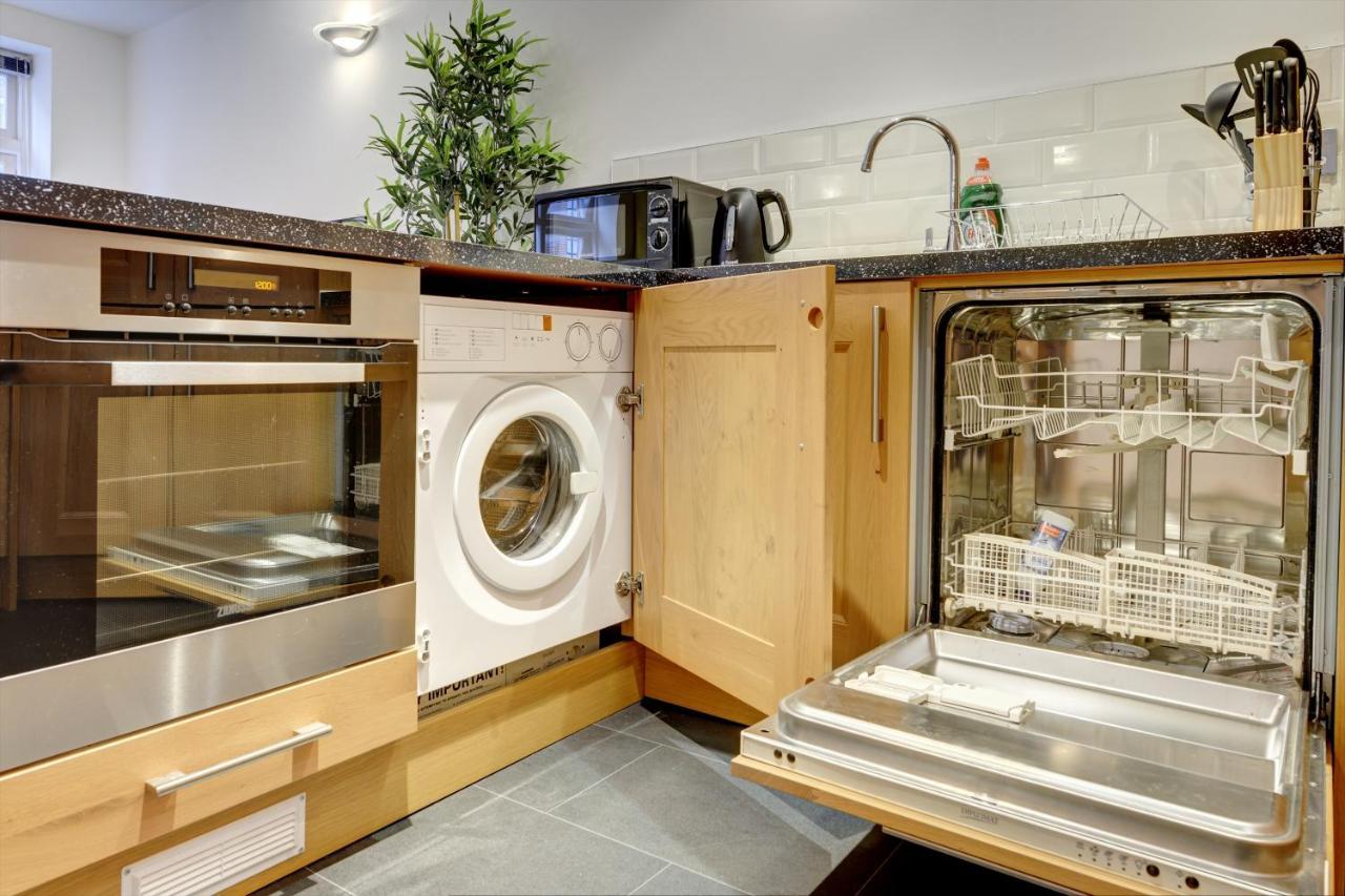City Centre, 2 Bedroom, Secured Parking, 3 King Bed, Wifi Sleep 6 Guest Comfortable On Three King Size Beds, Jewellery Quarter , Birmingham City Centre , Allocated Secured Parking エクステリア 写真