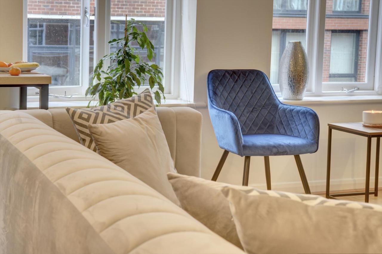 City Centre, 2 Bedroom, Secured Parking, 3 King Bed, Wifi Sleep 6 Guest Comfortable On Three King Size Beds, Jewellery Quarter , Birmingham City Centre , Allocated Secured Parking エクステリア 写真